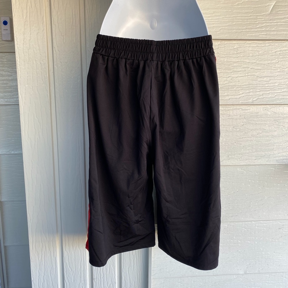 Urban Outfitters basketball shorts - Picture 2 of 9